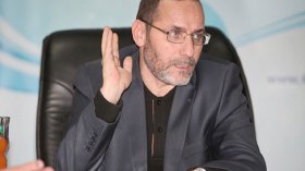 مقري: حمس غير مستعدة لمشاورات مراجعة ملف “السوسيال”