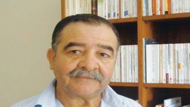 تكريم خاص للمخرج عبد الرزاق هلال