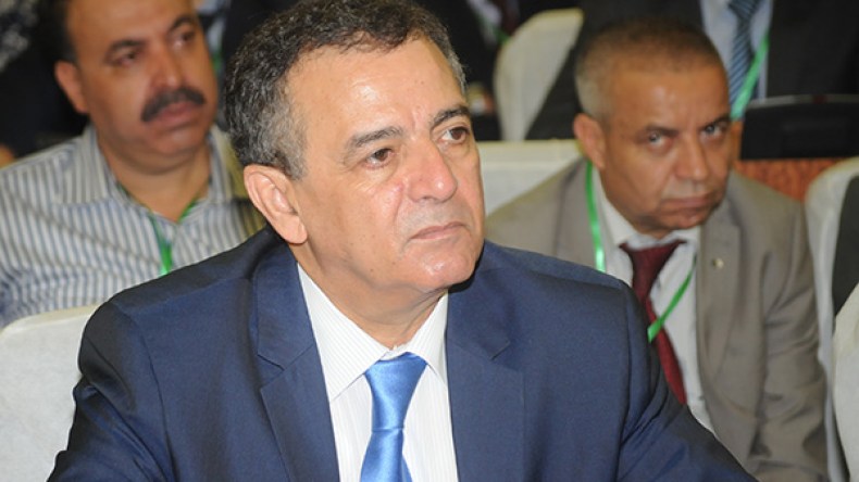 المؤسسة المسيرة لأملاك بوشوارب جمّدت نشاطها قبل استلامه الوزارة