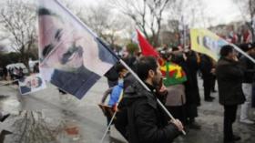 زعيم المقاتلين الأكراد يدعو لإنهاء التمرد على تركيا
