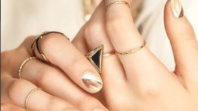 تعرّفي على شخصيتك من خلال خاتمك!