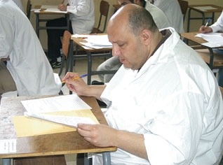 Un prévenu, 56 témoins et 63 avocats dans des sessions marathoniennes