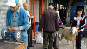 10 مهن تستنزف جيوب المواطنين في العيد
