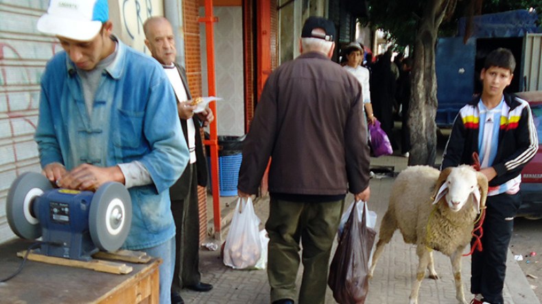 10 مهن تستنزف جيوب المواطنين في العيد