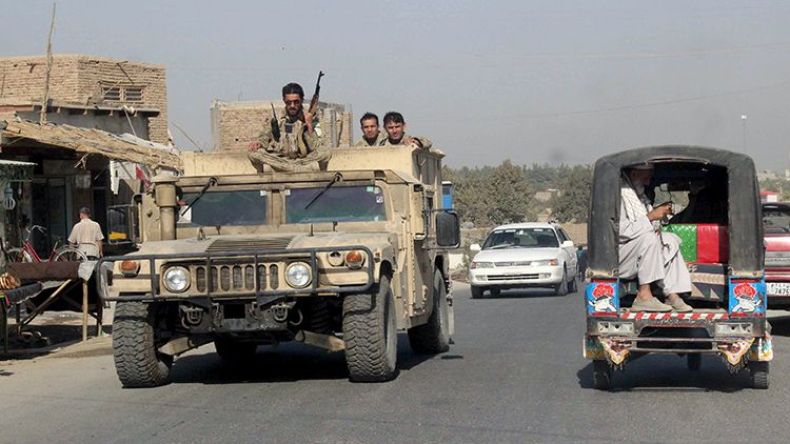 الجيش الأفغاني يشن هجوماً لاستعادة قندوز من طالبان