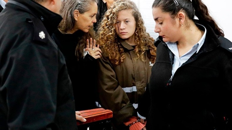 تأجيل محاكمة الطفلة عهد التميمي