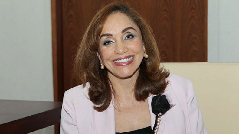 مستغانمي تطلق حملة “معا لجزائر أجمل” لتنظيف شوارع الجزائر