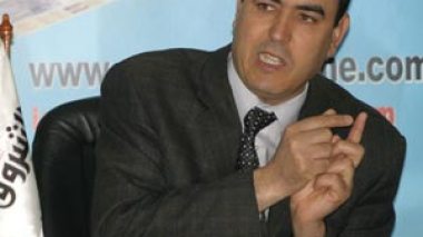 Le président de l’union nationale des promoteurs de construction et de l’urbanisme au forum d’ « Echorouk » :Les entreprises de réalisation publiques et privées s’arrêteront