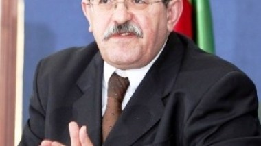 PM Ouyahia reaffirms Algerian state's will to stamp out terrorism