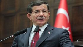 داود أوغلو: الدستور التركي الجديد سيبقي على النظام العلماني