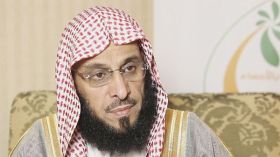 الشيخ عائض القرني يتهم إيران بالوقوف وراء محاولة اغتياله