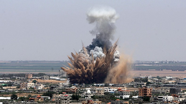 إصابات في غارات إسرائيلية على قطاع غزة