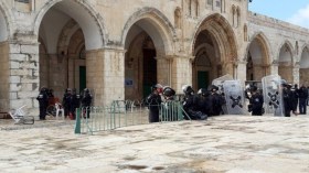 عشرات المستوطنين يقتحمون المسجد الأقصى المبارك