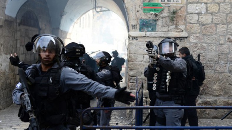 اقتحام واسع للمسجد الأقصى المبارك