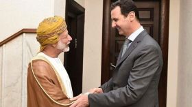 الأسد يلتقي بوزير خارجية عمان