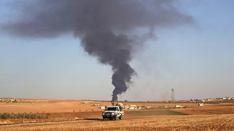 المعارضة السورية تقترب من الباب والقوات الكردية تنسحب من منبج