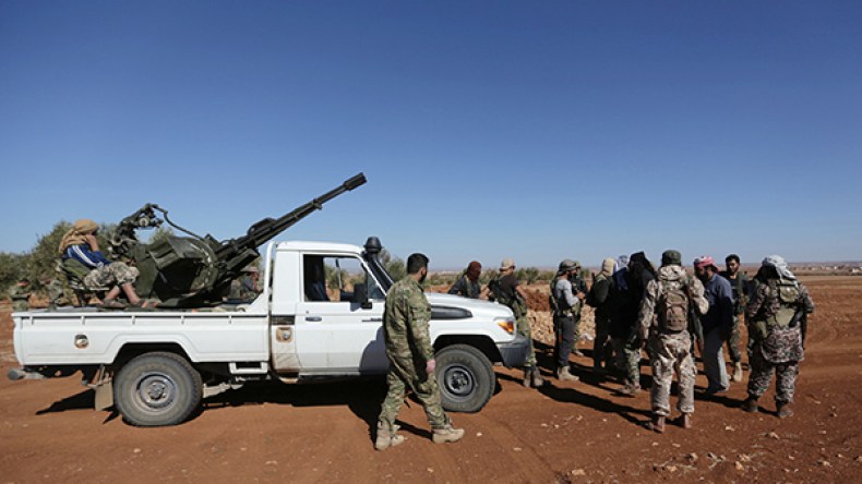 المعارضة السورية تقتل 68 من “داعش” قرب مدينة الباب