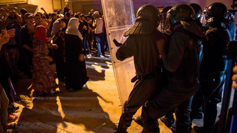 الأمن المغربي ينسحب من وسط الحسيمة