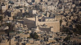 سفير عربي يعتذر لـ”إسرائيل” لتصويته لصالح فلسطين في اليونسكو