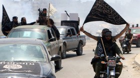 جبهة النصرة تفرج عن مقاتلين سوريين دربتهم أمريكا