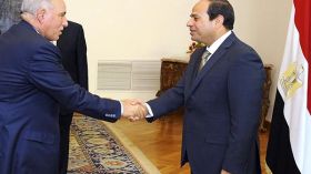 على السيسي إدانة تصريحات وزير العدل الداعية لقتل الإخوان