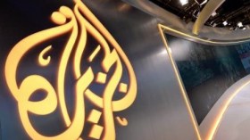 كتاب سعوديون ومعلقون إماراتيون ينسحبون من الإعلام القطري