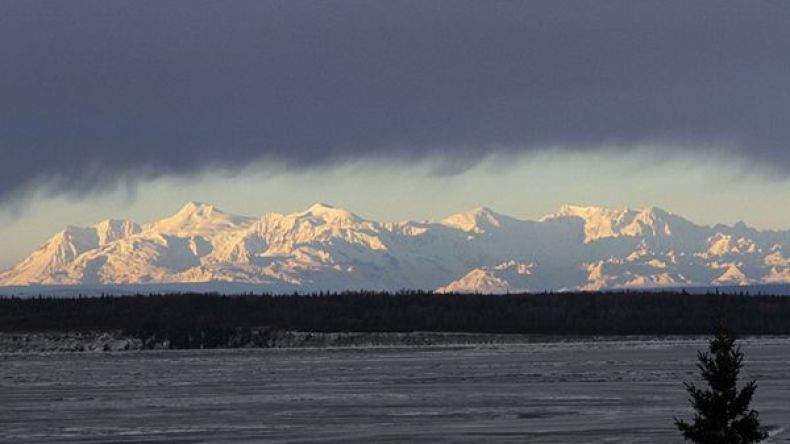 زلزال قوي يهز جنوب ألاسكا