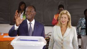 الحسن واتارا يفوز بفترة ثانية رئيساً لساحل العاج