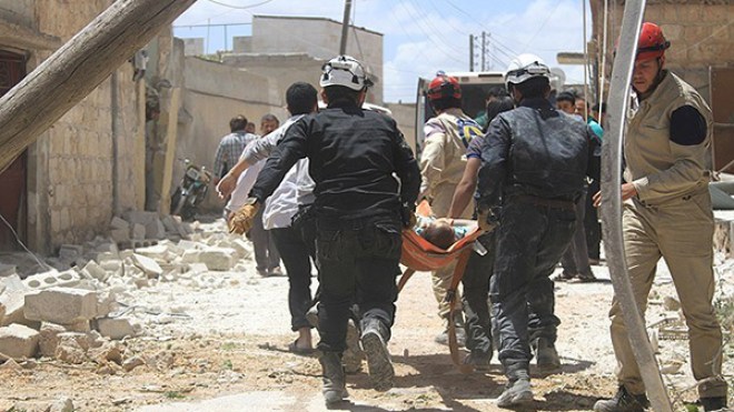 54 قتيلاً جراء إلقاء براميل متفجرة على حلب وريفها