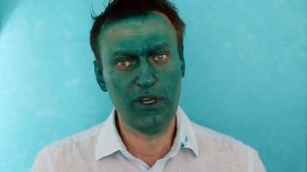 “زيلونكا” سلاح أنصار الكرملين ضد معارضي بوتين