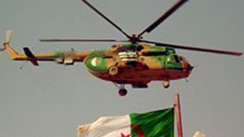 مروحيات عسكرية لمواكبة قوافل الجيش ببومرداس