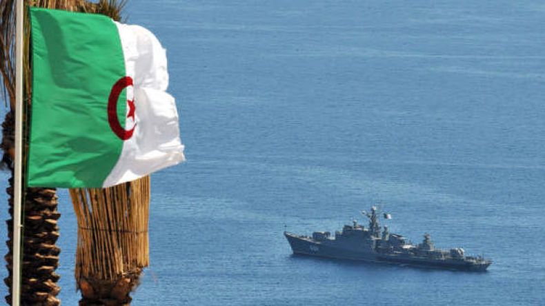 الأزمة بين المشكلة والحل