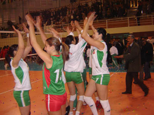 Algeria female volleyballers qualify for 2010 World Cup