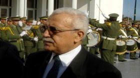 اللواء عبد المالك قنايزية في ذمة الله