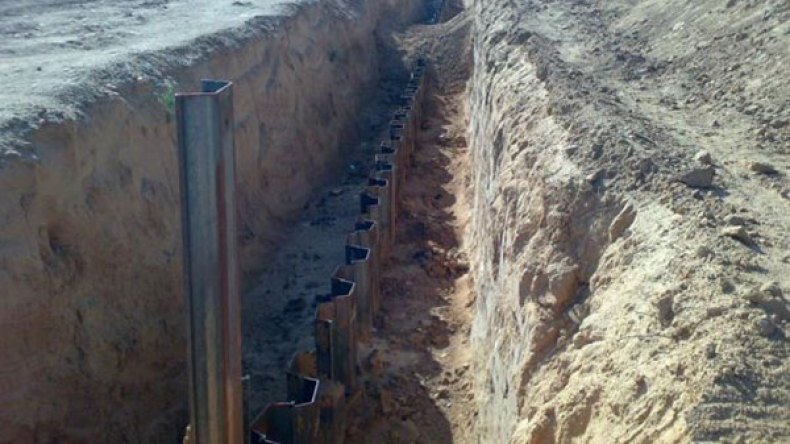 مهرّبو المخزن يستخدمون جثث “الحراقة” لتعطيل توسعة الخنادق !