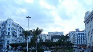 11.000 dilapidated buildings to be restored in Algiers by June 2009