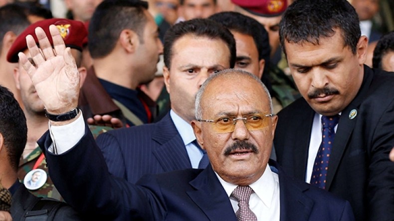 دفن علي عبد الله صالح في صنعاء