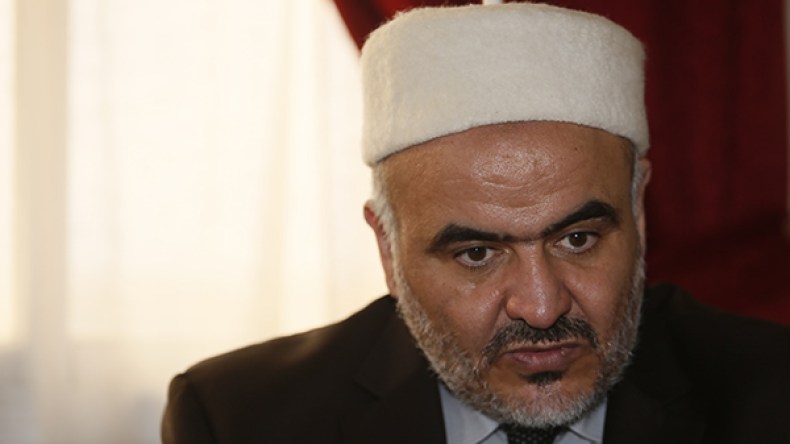 هذا رأيي في استباحة القرضاوي دمَ القذافي.. وأشكر الجزائر على دورها لحلّ الأزمة