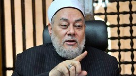 جمعة: القرضاوي أصيب بـ”الزهايمر” وما يصدر عنه ليست فتاوى