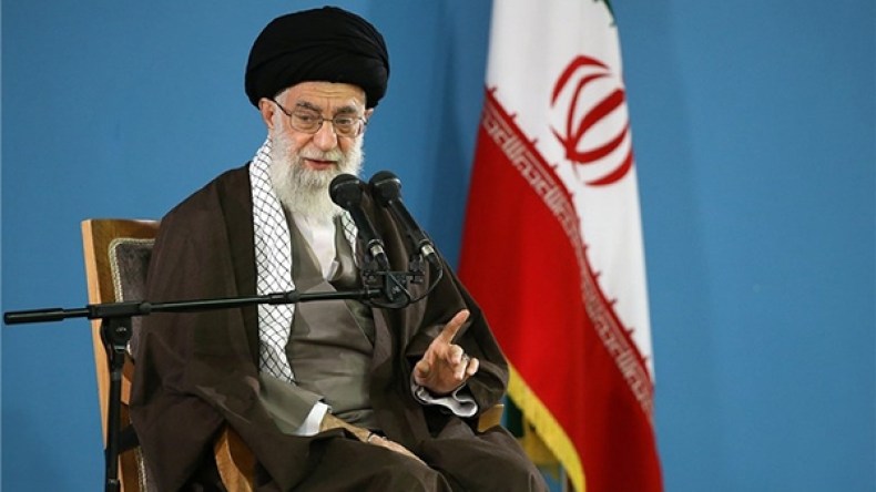 خامنئي: أعداء إيران يثيرون الاضطرابات في البلاد