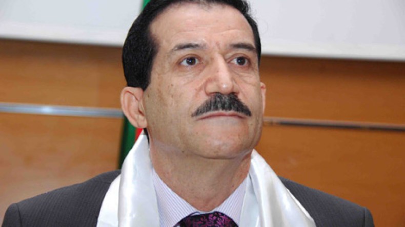 غول يستنزف حمس والأرندي والأفلان