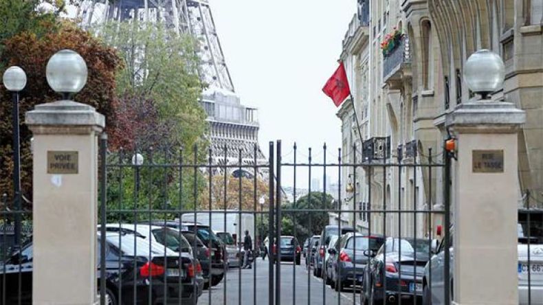 فرنسا: العثور على رأسي خنزيرين على سور منزل السفير المغربي