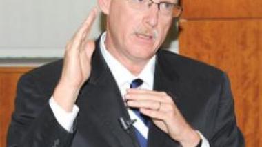 New US Ambassador in Algeria: “Obama respects Bouteflika's experience â€¦ Nato will not intervene in Syria and Kadhafi has no future in Libya”