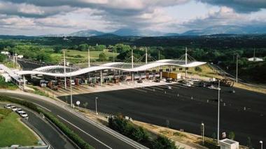 24 h sur 24 pour rattraper les retards sur l'autoroute est ouest