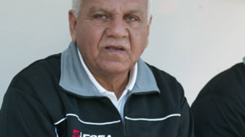 عامر جميل غير متحمس لعودة حمادو وقالول في خطر