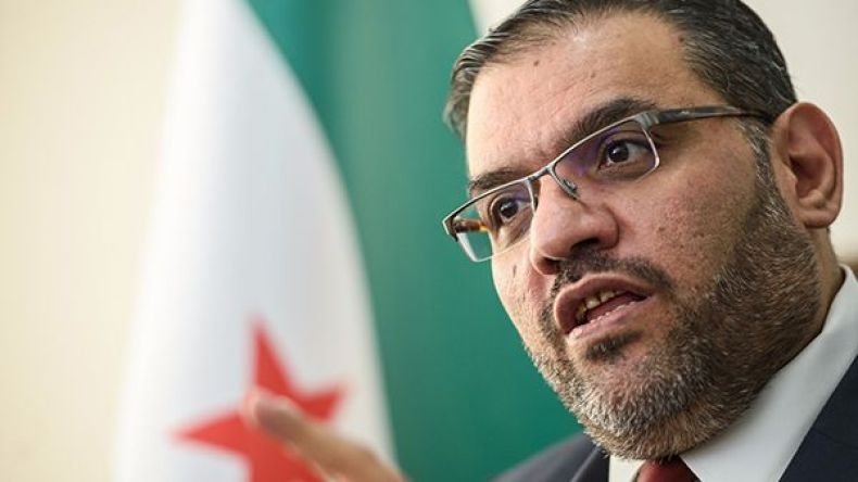 المعارضة السورية تدعو التحالف إلى تعليق غاراته