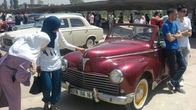 افتتاح أول صالون للسيارات القديمة بالجزائر