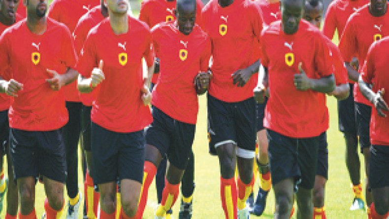 هذه انغولا التي سنلعب على أرضها و نواجه نجومها