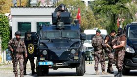 انتحاريان يفجران نفسيهما خلال عملية للشرطة في أنقرة