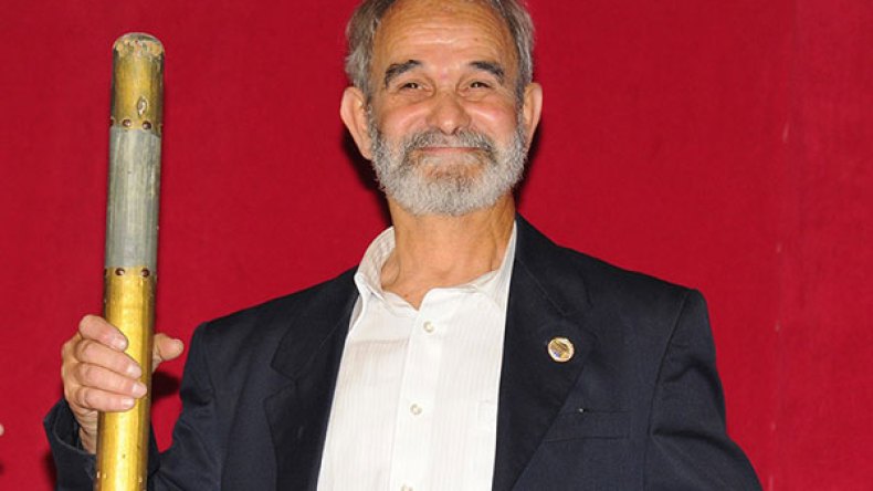 تكريم عنتر هلال وعبد الرزاق عياد وجمال الدين عباد بقسنطينة